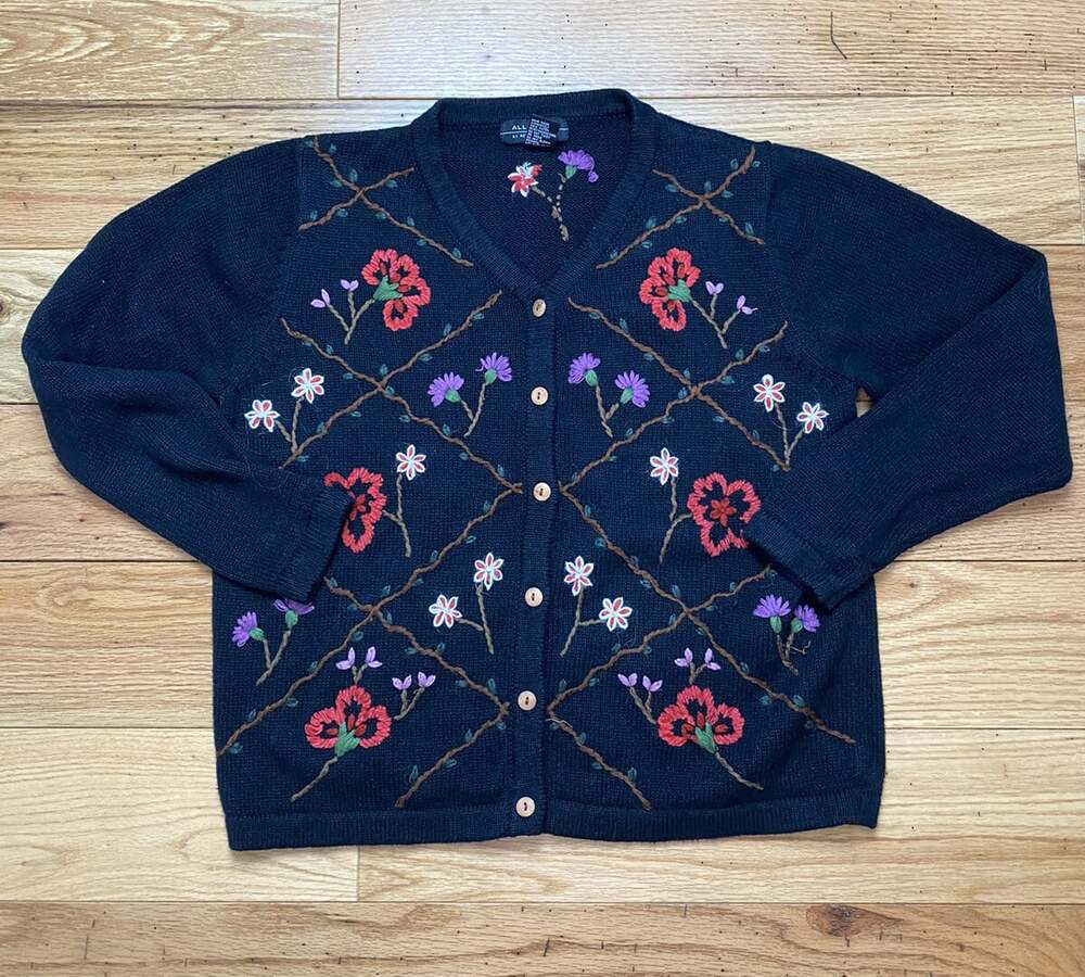 Vintage All Points Reference Point Size Medium Black Cardigan Sweater Flowers